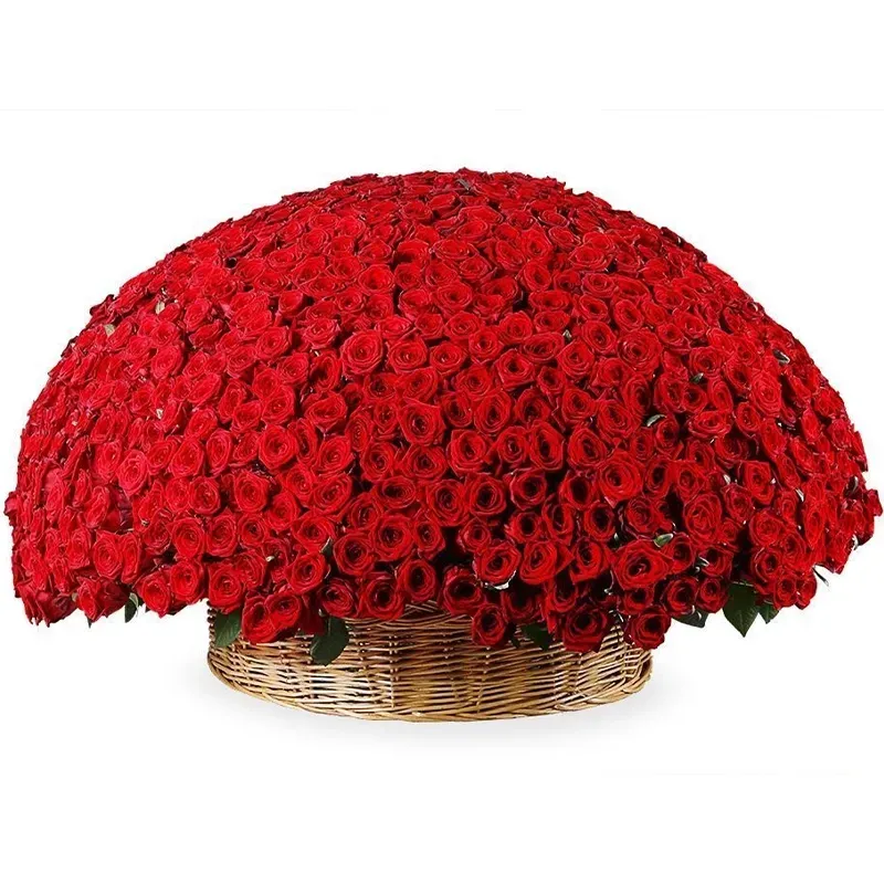 Букет 1001 алая роза в корзине